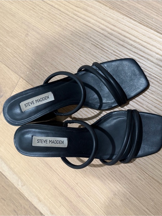 Steve Madden Shoes - Steve Madden Black Minimalist Square-Toe Slide Sandals